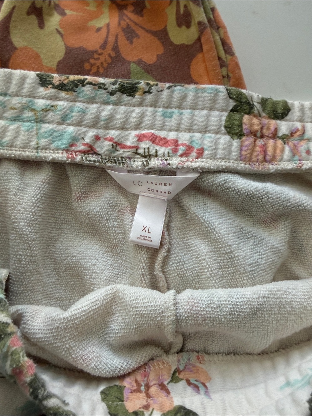 LC Lauren Conrad Tropical Print Lounge Shorts - Peach & Cream - Picture 2 of 8